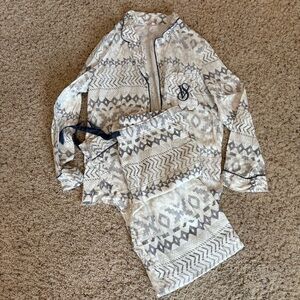 Victorias Secret Size Medium Pajamas